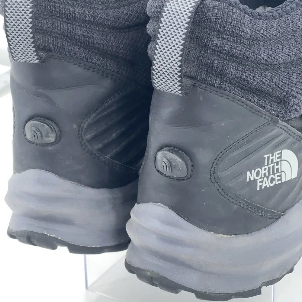 The North Face Mens size 14 Boots Hiking VECTIV Fastpack Insulated FUTURELIGHT